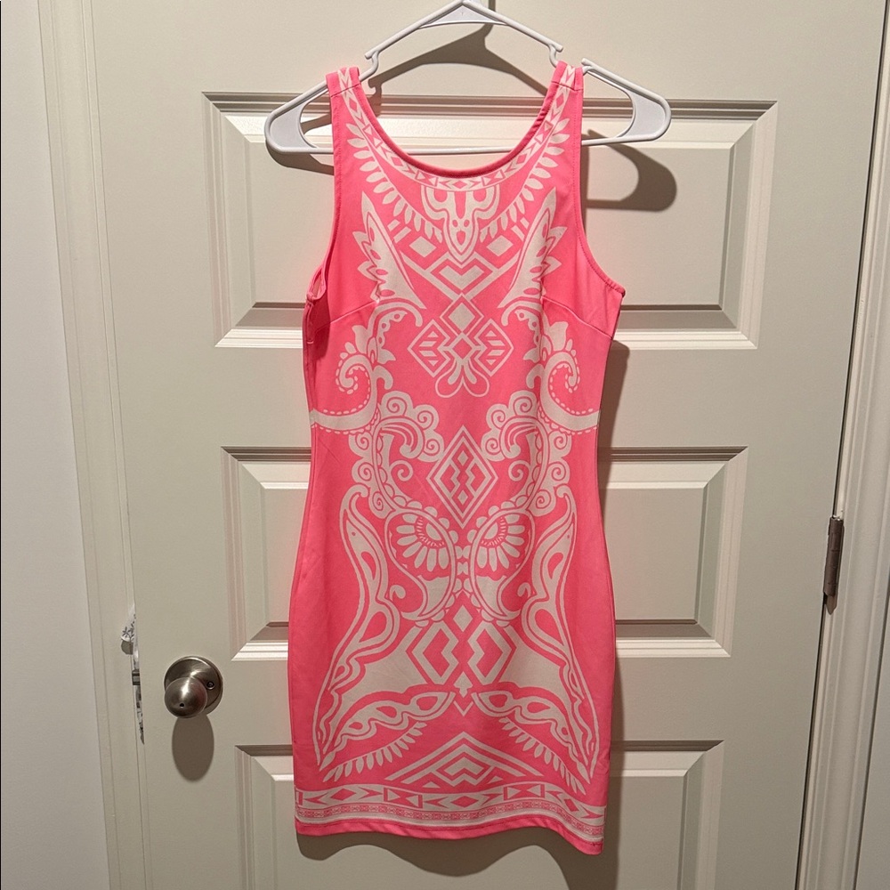 Elegant Pink and White Sleeveless Dress